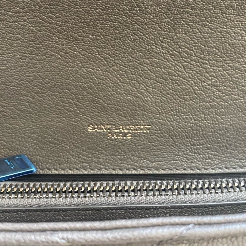 Saint Laurent 2019 Matelasse Chevron Monogram Medium College Bag - Picture 9 of 12